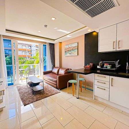 Grand Avenue Suites X Monthstayz Thailand Pattaya Extérieur photo
