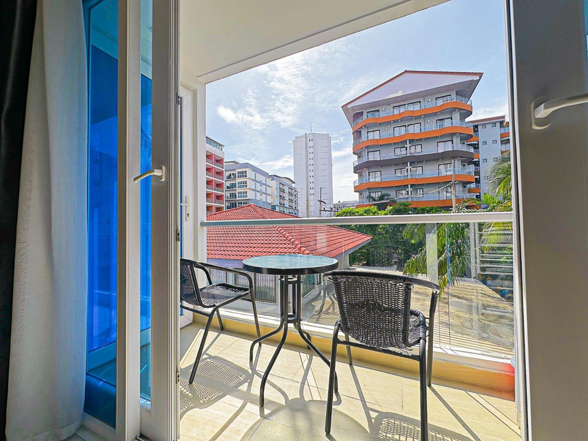 Grand Avenue Suites X Monthstayz Thailand Pattaya Extérieur photo