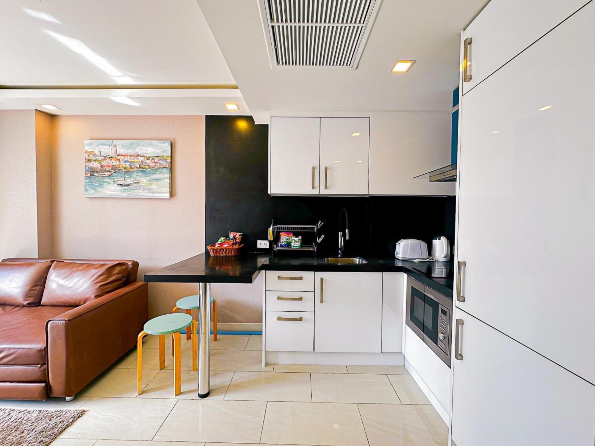 Grand Avenue Suites X Monthstayz Thailand Pattaya Extérieur photo