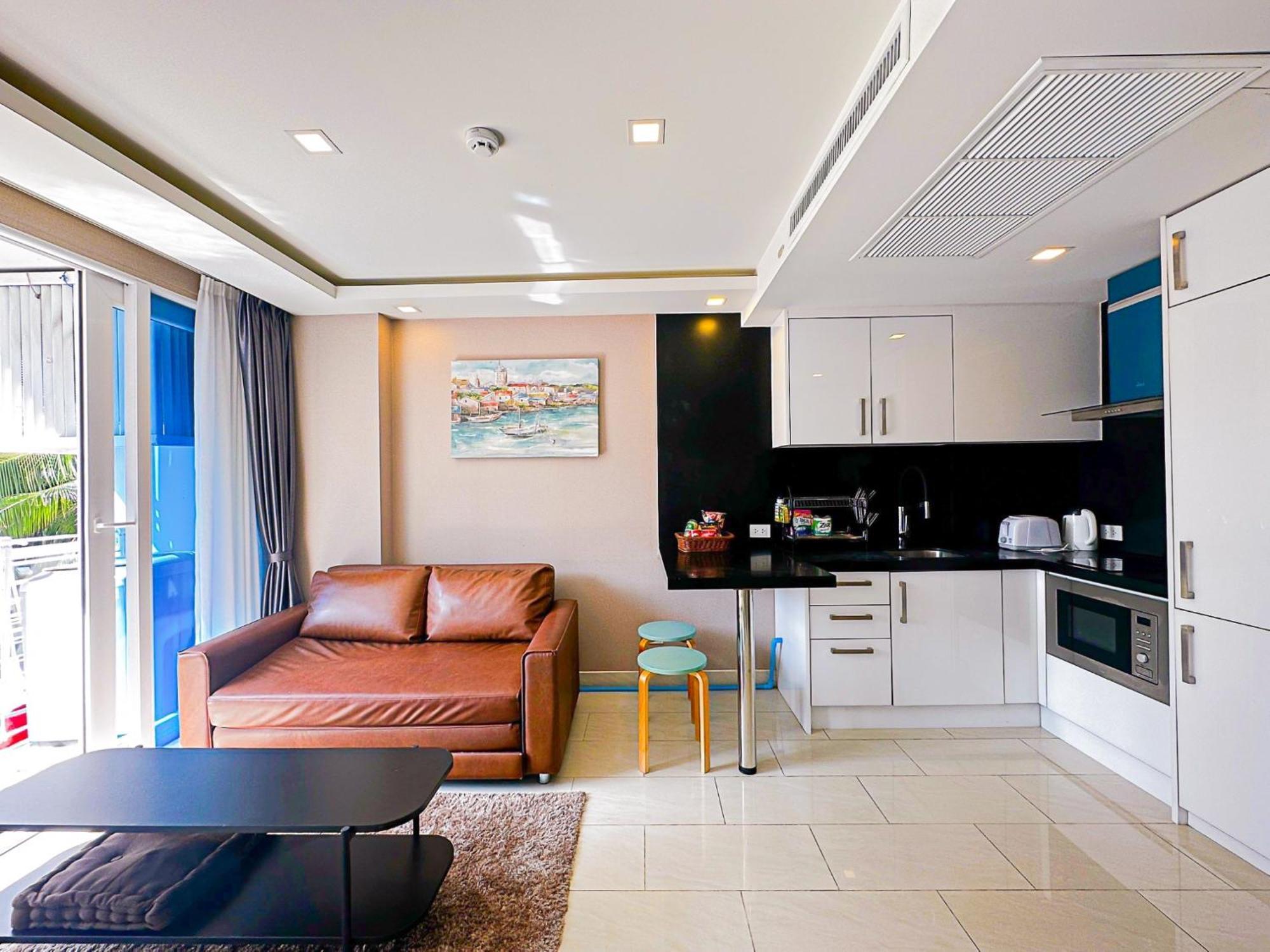 Grand Avenue Suites X Monthstayz Thailand Pattaya Extérieur photo