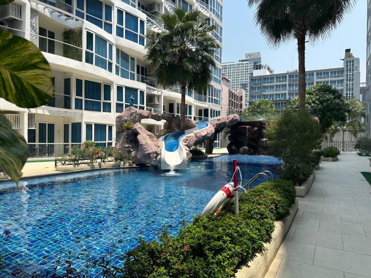 Grand Avenue Suites X Monthstayz Thailand Pattaya Extérieur photo